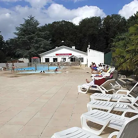 Hotel Entre Sable Et Feuillus